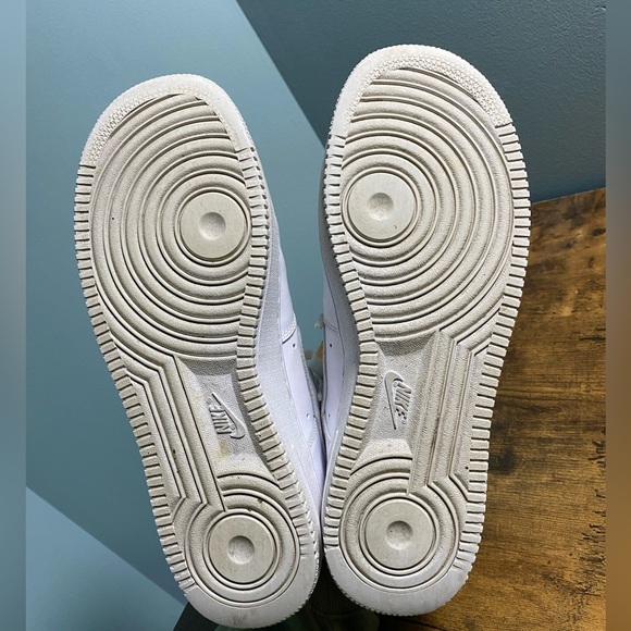 Nike Air Force 1’s - Picture 7 of 10